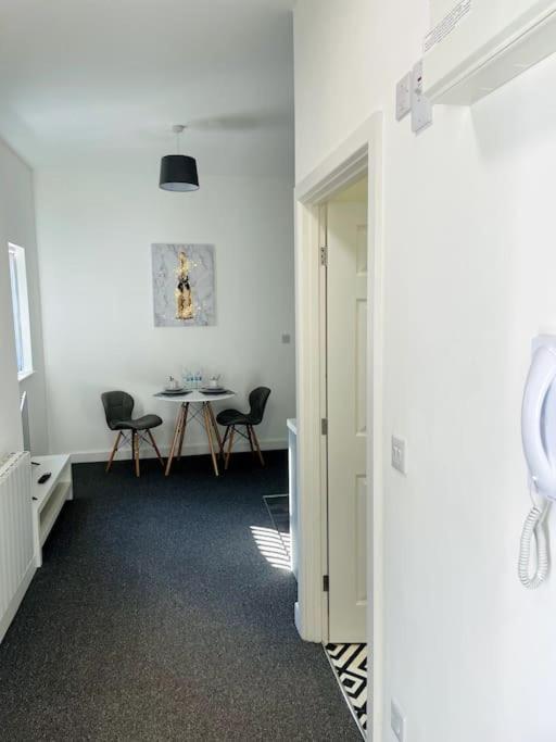 دربي #10Bs 1 Bed Serviced Apartment المظهر الخارجي الصورة