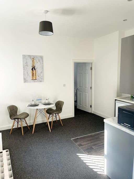 دربي #10Bs 1 Bed Serviced Apartment المظهر الخارجي الصورة